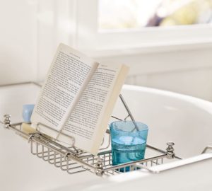 perfect-bathtub-caddy-for-bathtub-reading